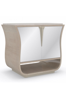 Table de chevet évasée en bois clair | Caracole Lillian | Meubleluxe.fr