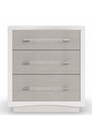 Table de chevet 3 tiroirs en bois blanc et taupe | Caracole Clarity | Meubleluxe.fr