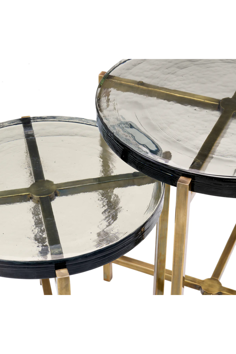 Table d'appoint en laiton vieilli et en verre (lot de 2) | Eichholtz Haymann | Meubleluxe.fr