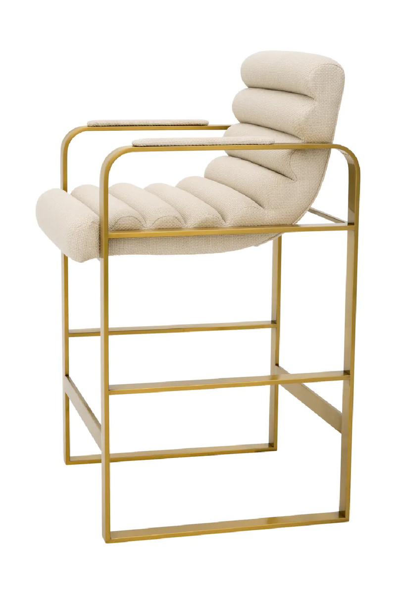 Chaise de comptoir en laiton brossé et en tissu sable | Eichholtz Olsen | Meubleluxe.fr