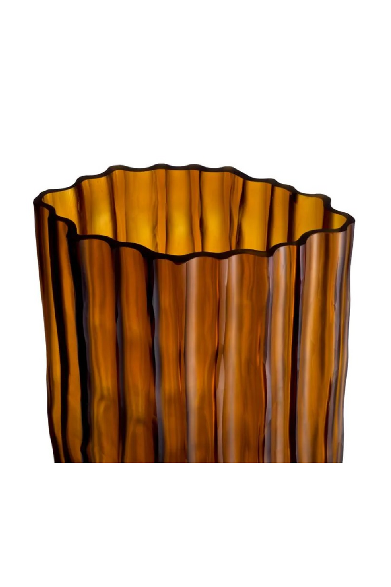 Vase en verre ambré cannelé | Eichholtz Vivente | OROA.fr
