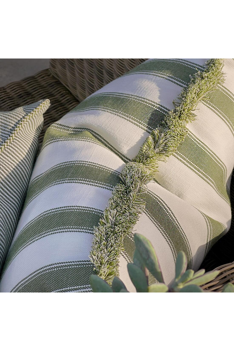 Coussin d'extérieur à rayures bordées vert foncé | OROA.fr