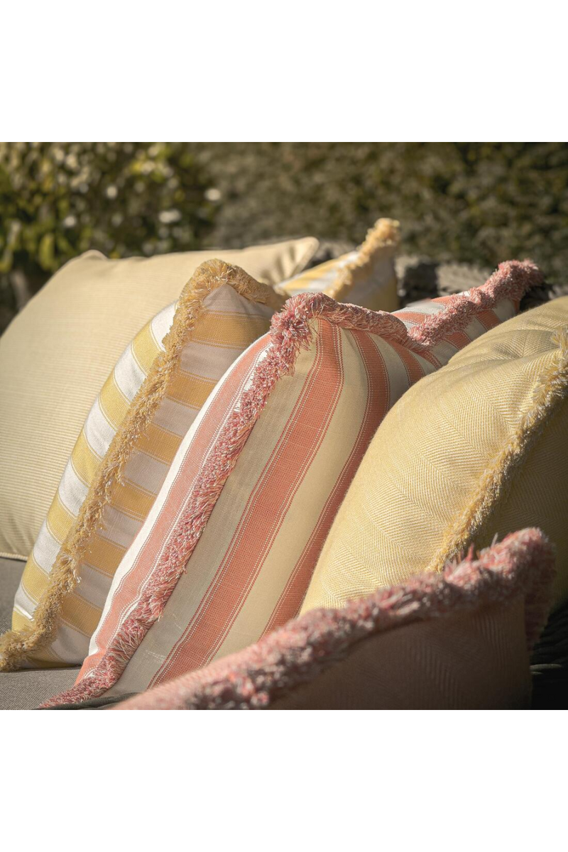 Coussin d'extérieur à rayures bordées d'orange | Andrew Martin Tote | OROA.fr