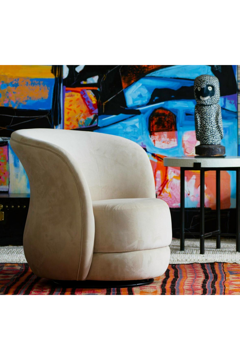 Fauteuil Pivotant En Suède Crème | Andrew Martin Mandona | OROA.fr
