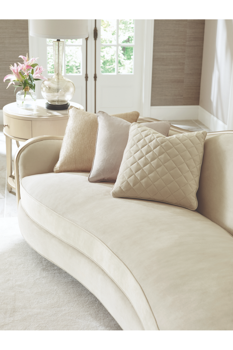 Canapé Classique Moderne Beige | Caracole Adela | Oroa.fr