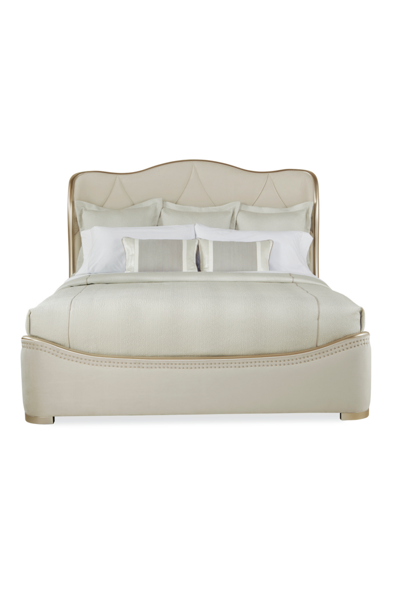 Lit Queen capitonné en velours crème | Caracole Adela | OROA.fr