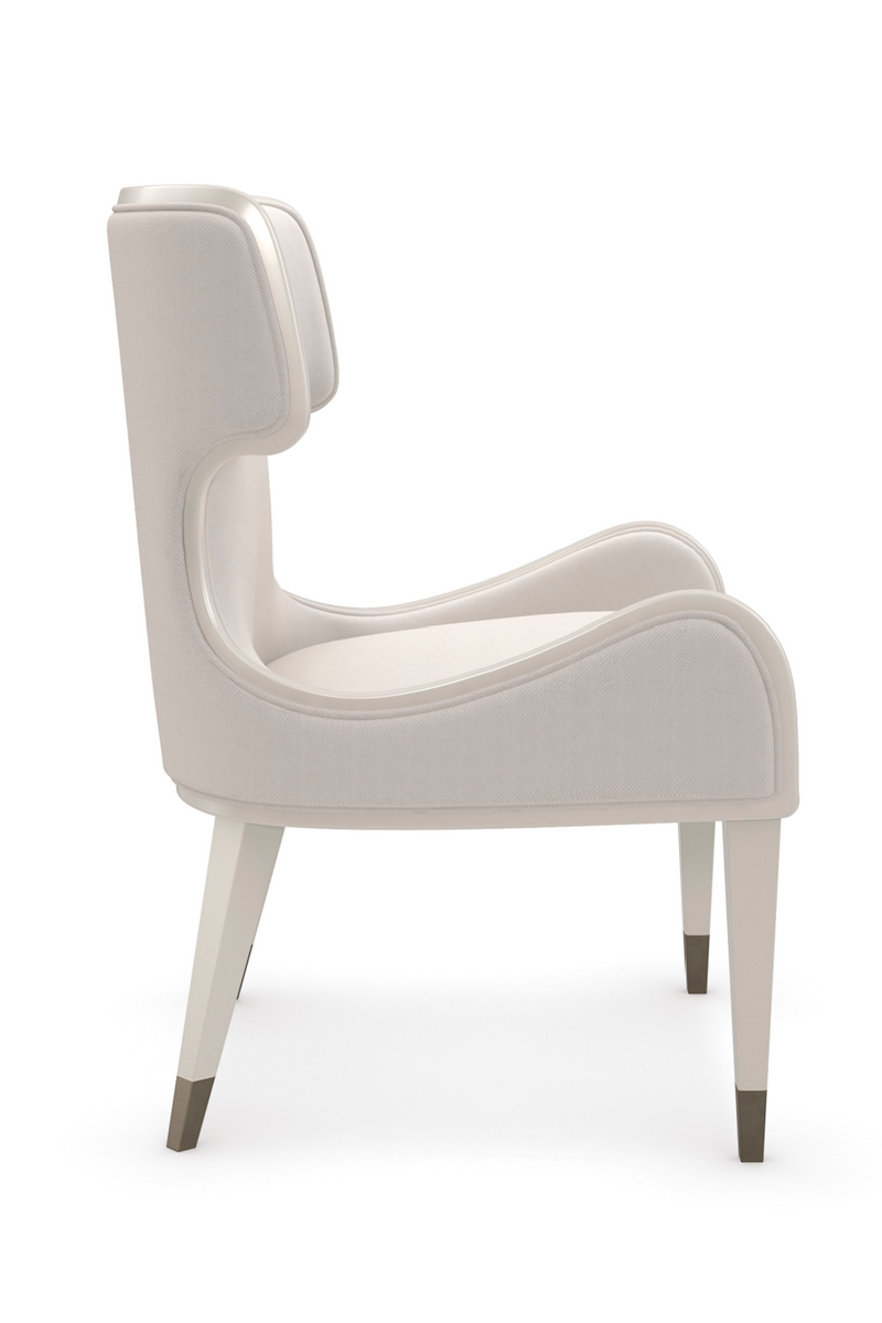 Fauteuil moderne blanc sculptural | Caracole Valentina | Oroa.fr