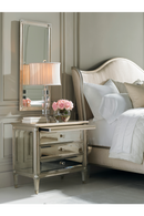 Table de chevet en bois de pin argenté | Caracole Beauty | Meubleluxe.fr