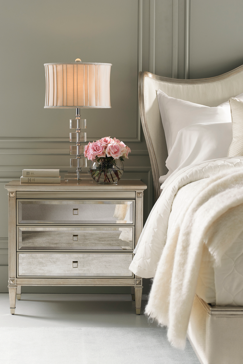 Lit Capitonné avec Ailes | Caracole Beauté du Coucher | OROA.fr