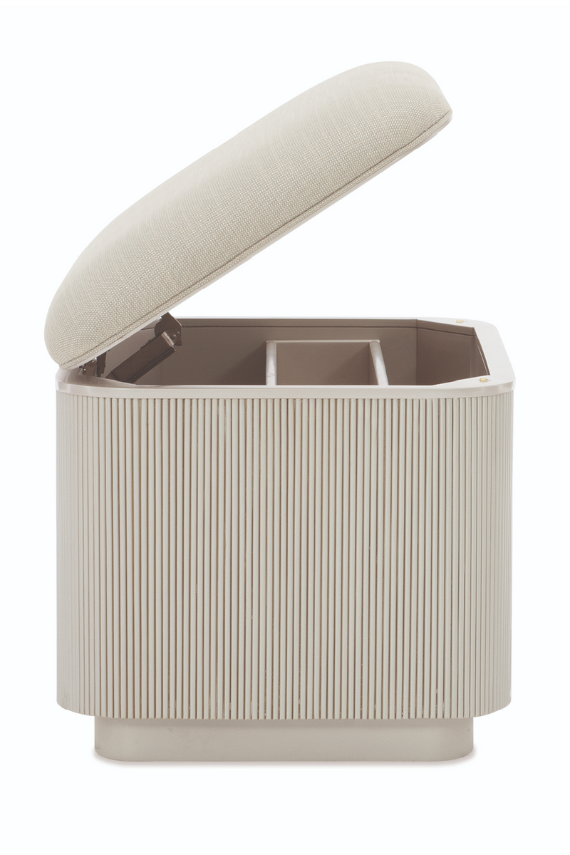 Ottoman de Rangement Beige à Cannelures | Caracole For The Love Of | Oroatrade.com