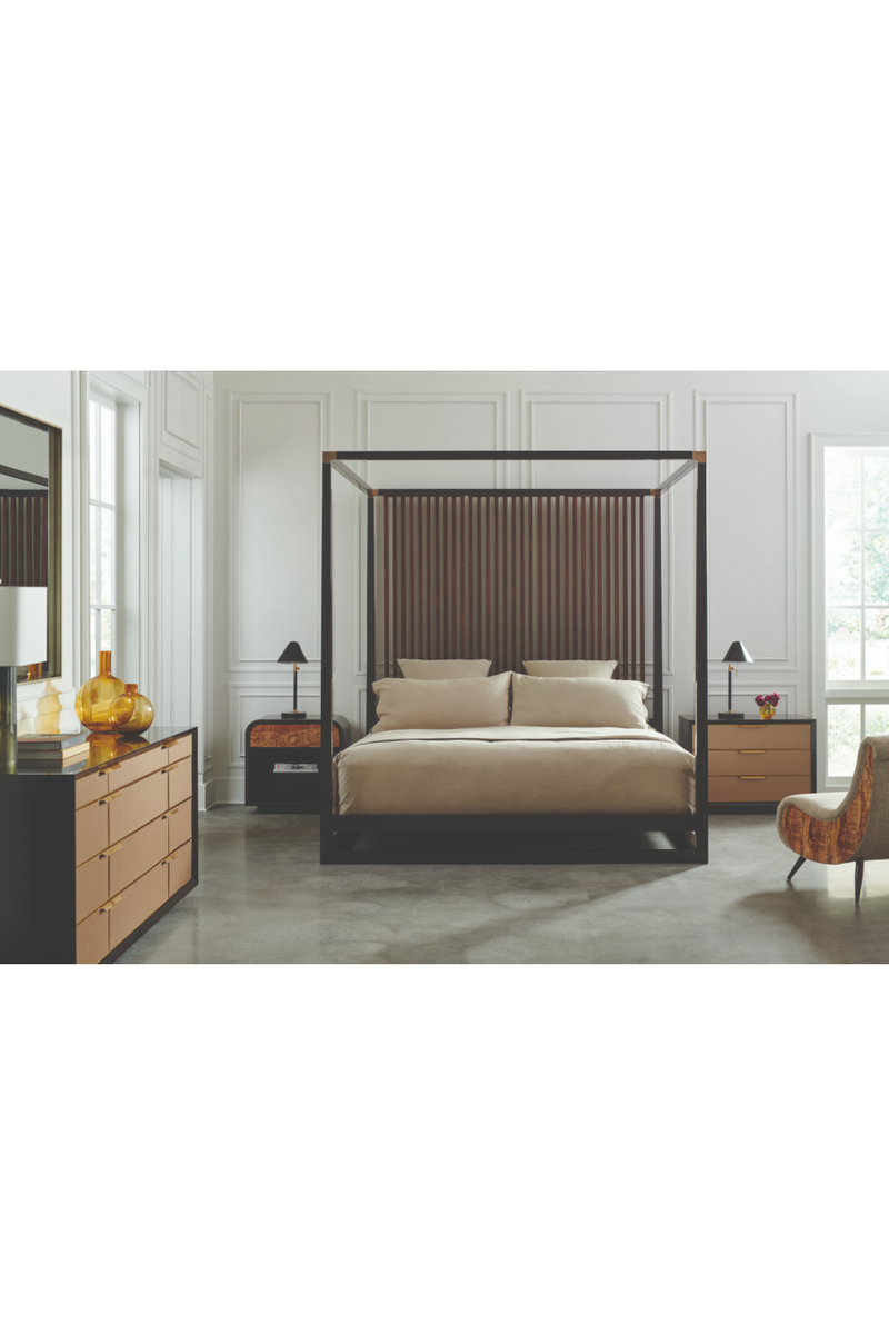 Table de chevet en bois de noyer | Caracole Wrap | Meubleluxe.fr
