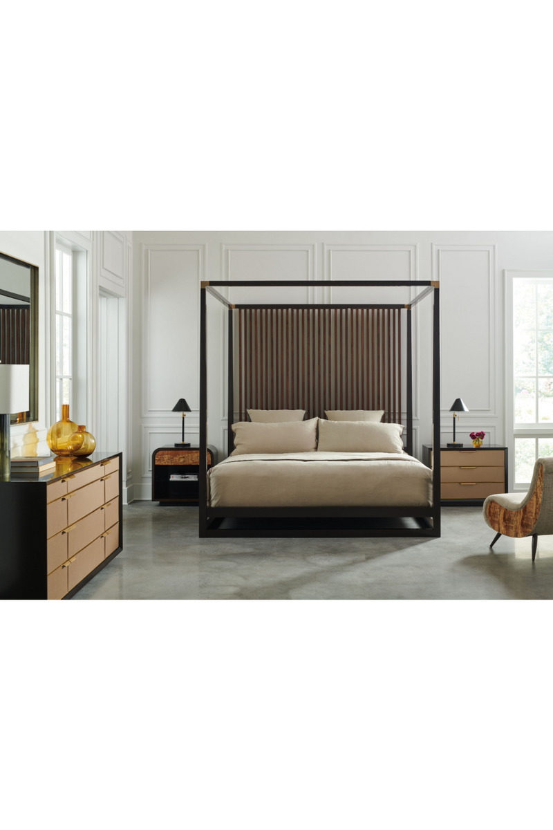 Lit à baldaquin en bois brun | Caracole Pinstripe | OROA.fr