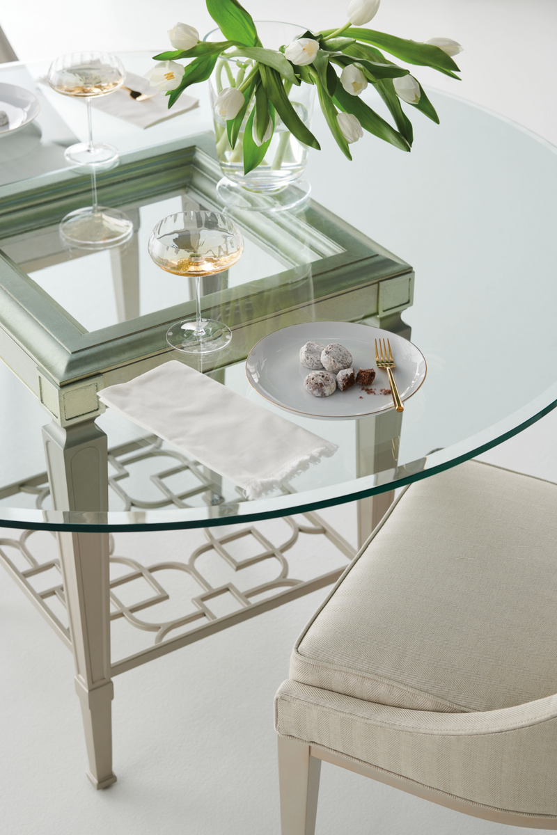 Chaise latérale à dossier effilé | Caracole Tall Order | OROA.fr