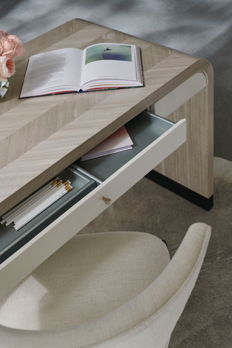 Chaises de salle à manger modernes à ailes | Caracole Be My Guest | OROA.fr