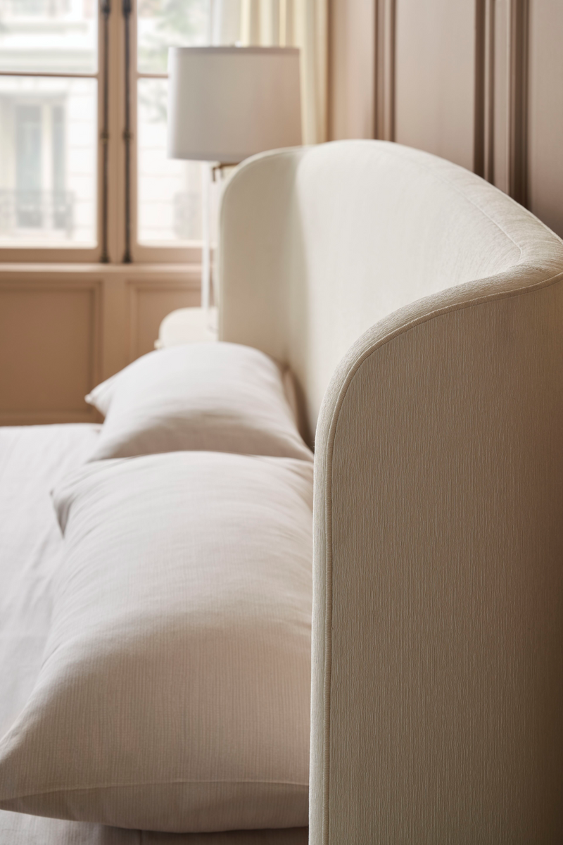 Lit design ivoire | Caracole Soft Embrace