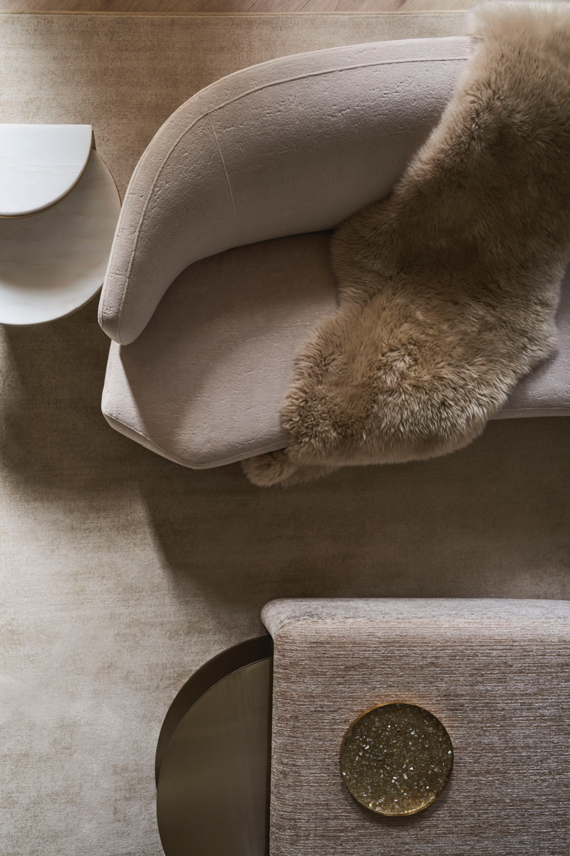 Table d'appoint en pierre et laiton | Caracole Touche | Meubleluxe.fr