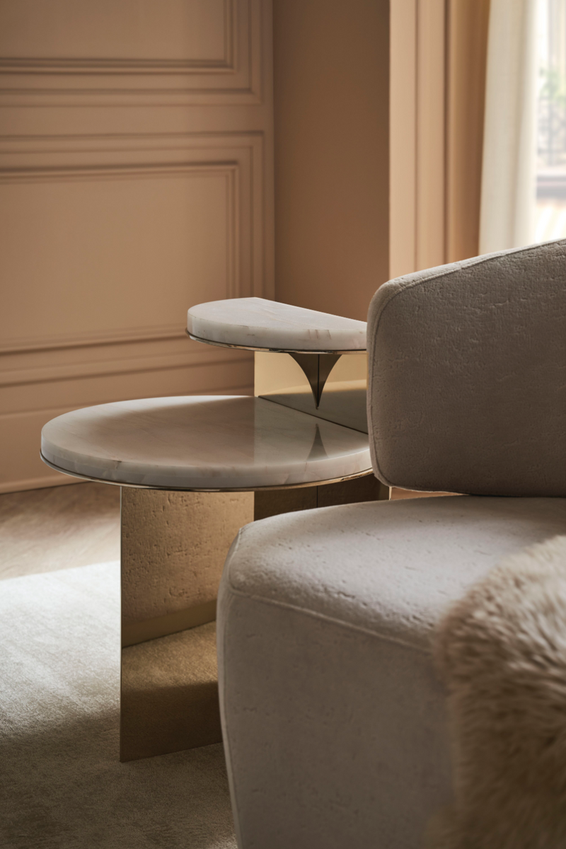 Table d'appoint en pierre et laiton | Caracole Touche | Meubleluxe.fr