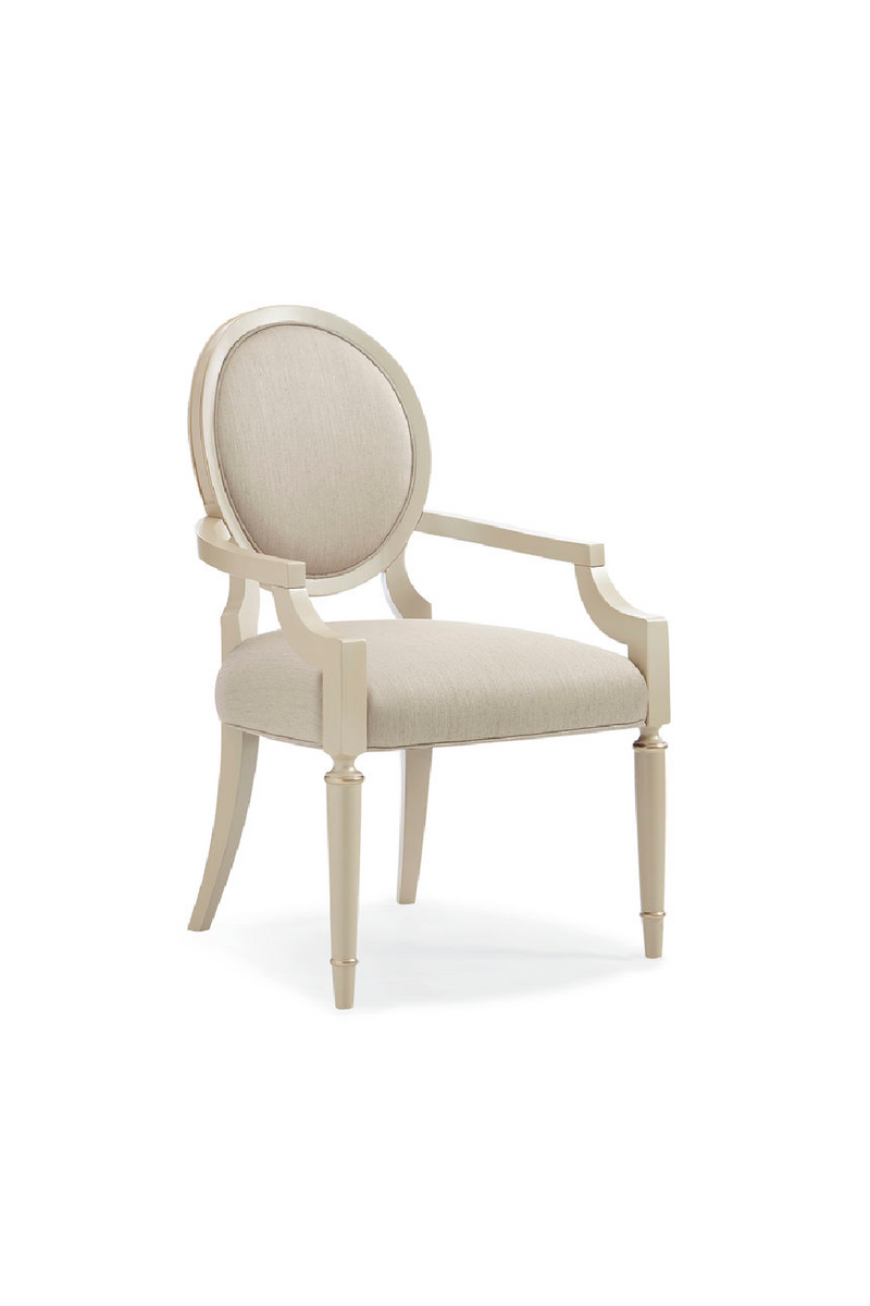 Chaise classique de salle à manger en tissu beige | Caracole Chitter Chatter | Meubleluxe.fr