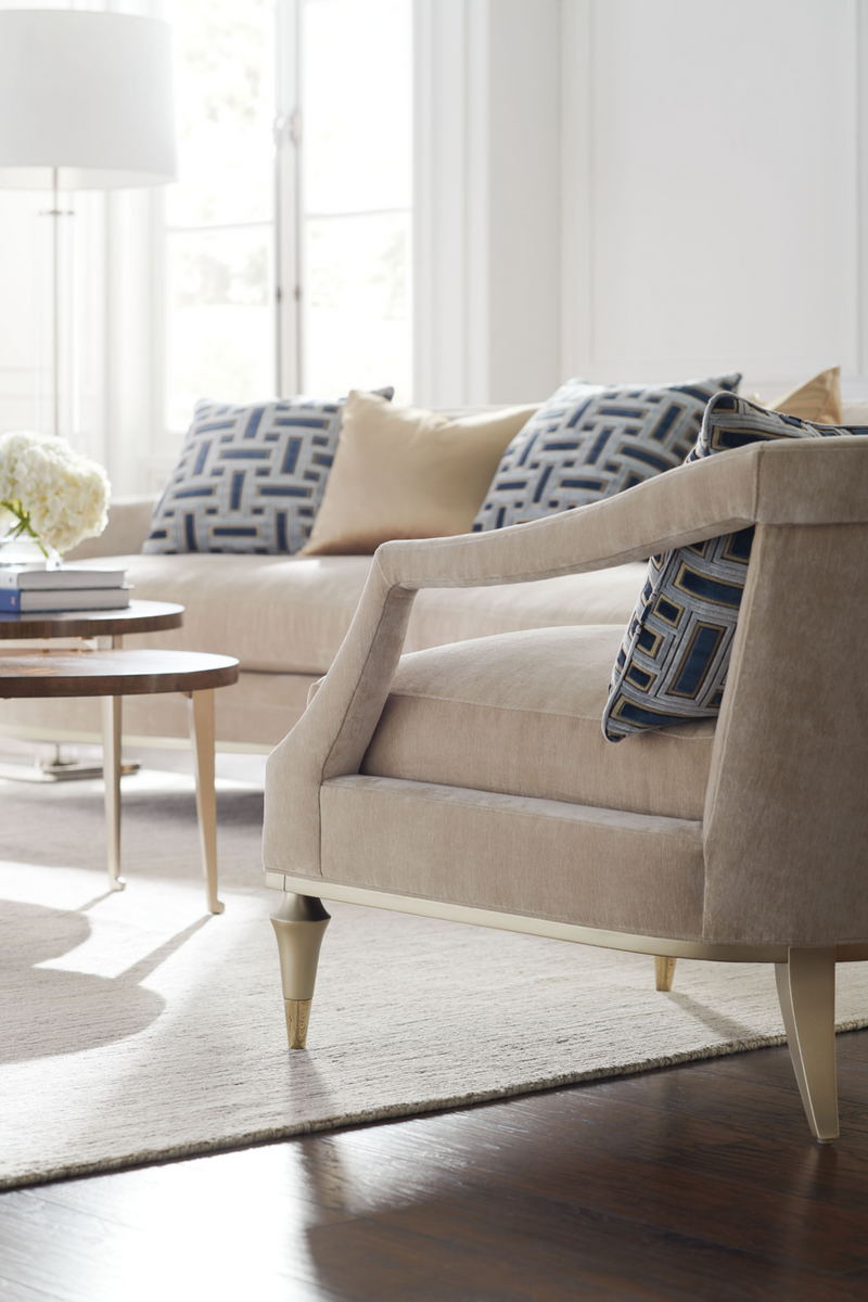 Table basse en chêne et laiton brillant | Caracole Bunch | Meubleluxe.fr