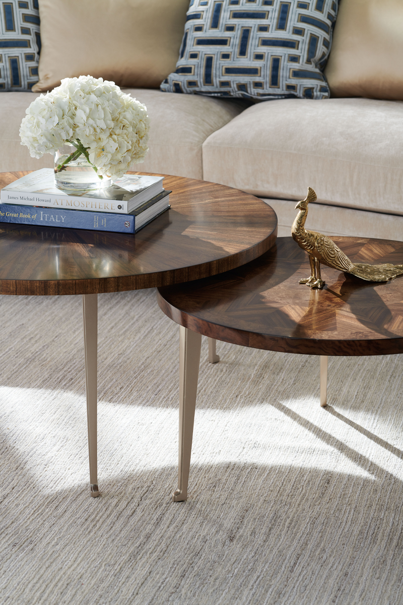 Table basse en chêne et laiton brillant | Caracole Bunch | Meubleluxe.fr