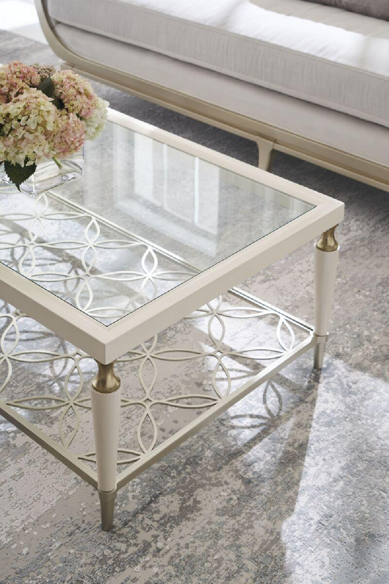 Table basse rectangulaire en verre crème | Caracole Charming | Meubleluxe.fr