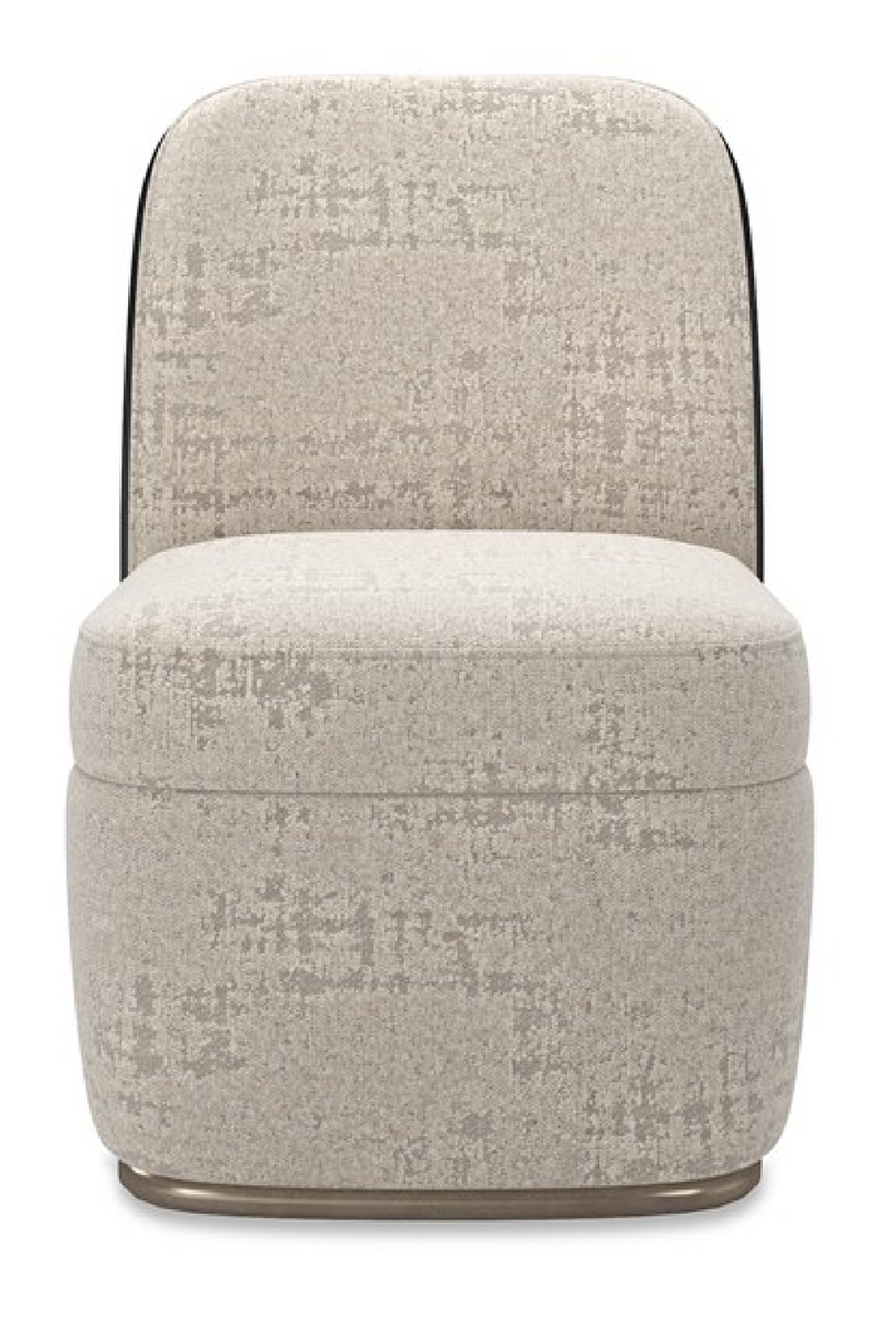 Chaise de salle à manger en chenille argentée-taupe | Caracole Cabochon | OROA.fr