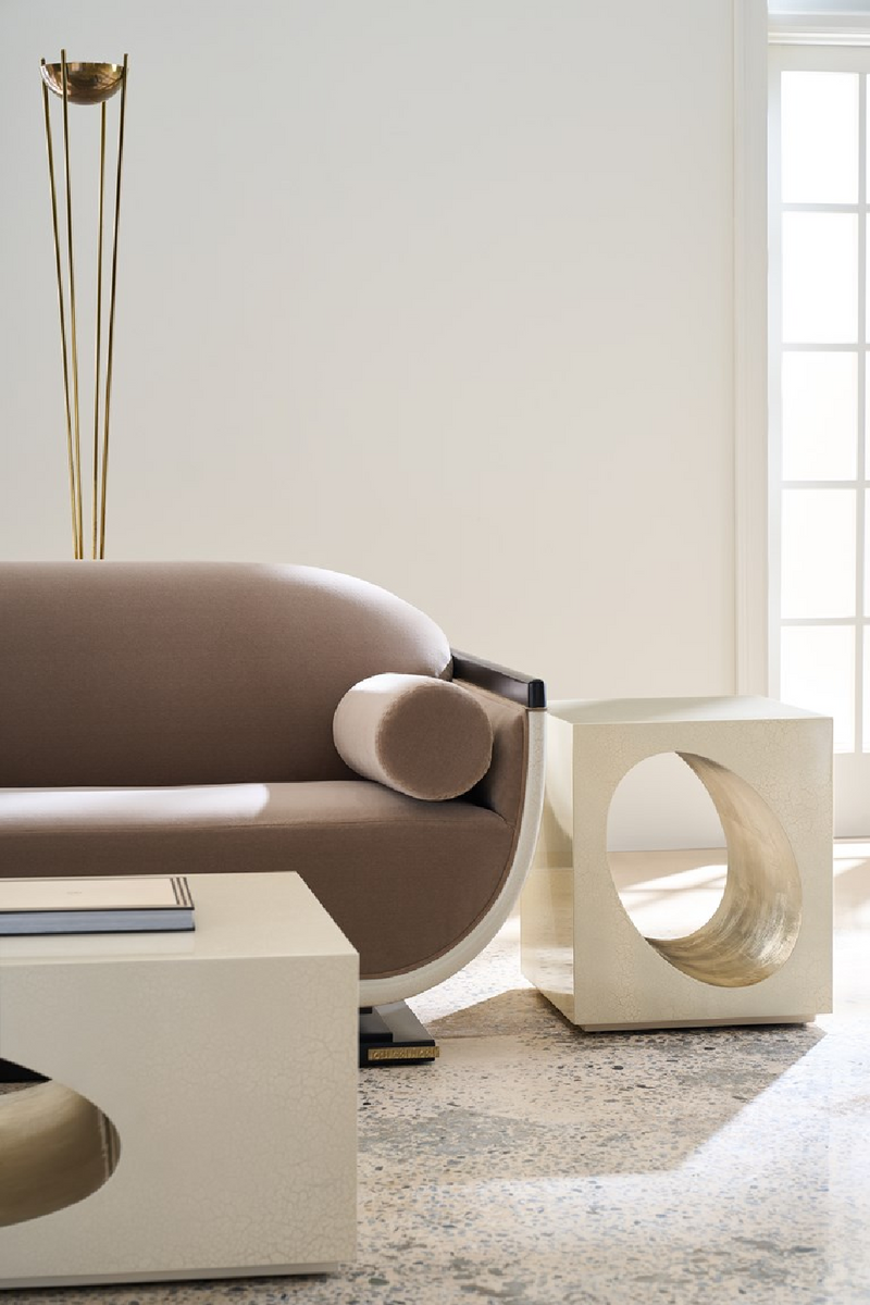 Table d’Appoint Ovale à Incrustation | Caracole Chasm | Meubleluxe.fr