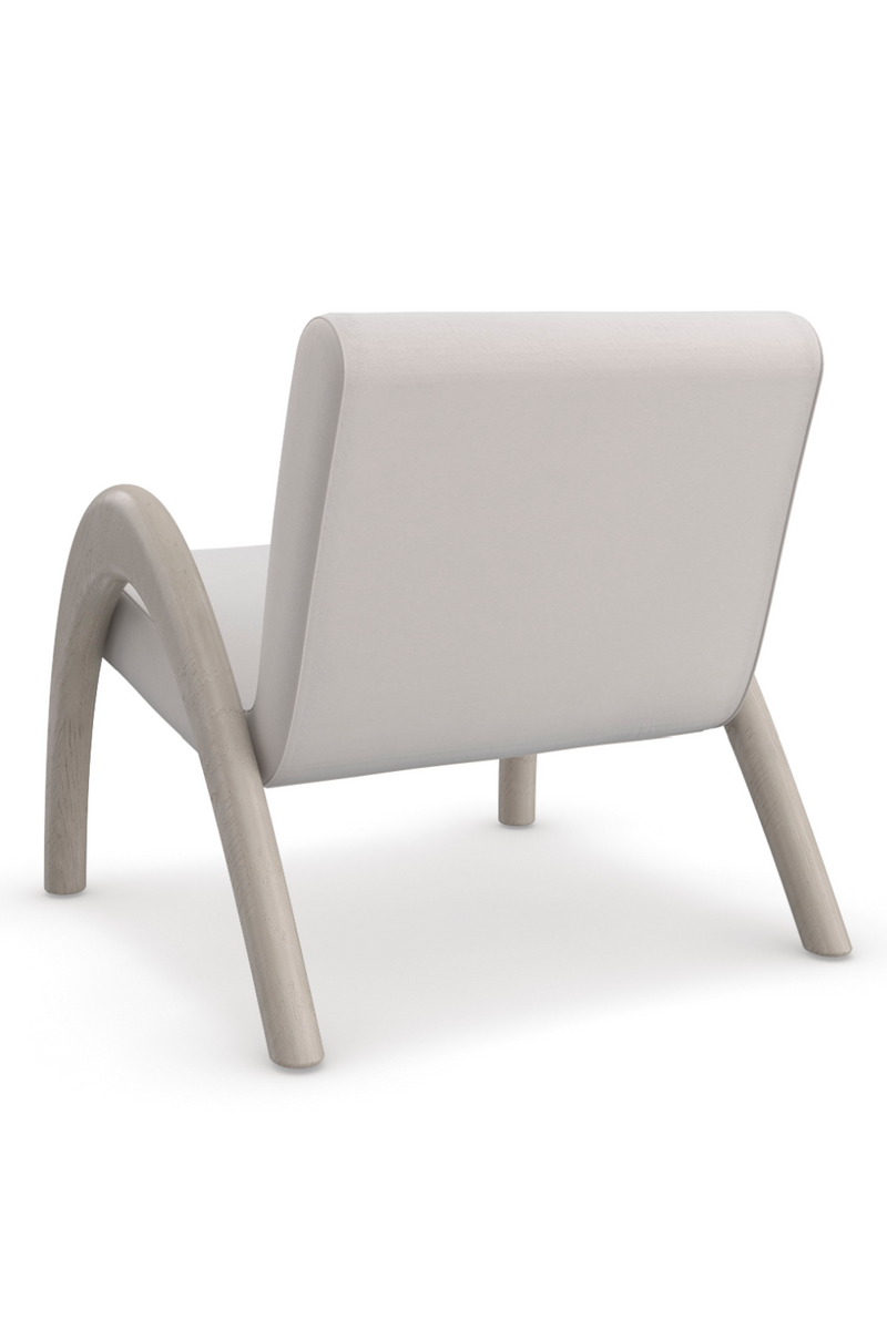 Fauteuil d’appoint en velours taupe | Caracole Coco | OROA.fr