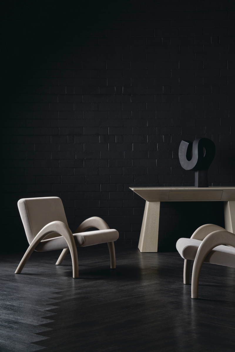 Fauteuil d’appoint en velours taupe | Caracole Coco | OROA.fr