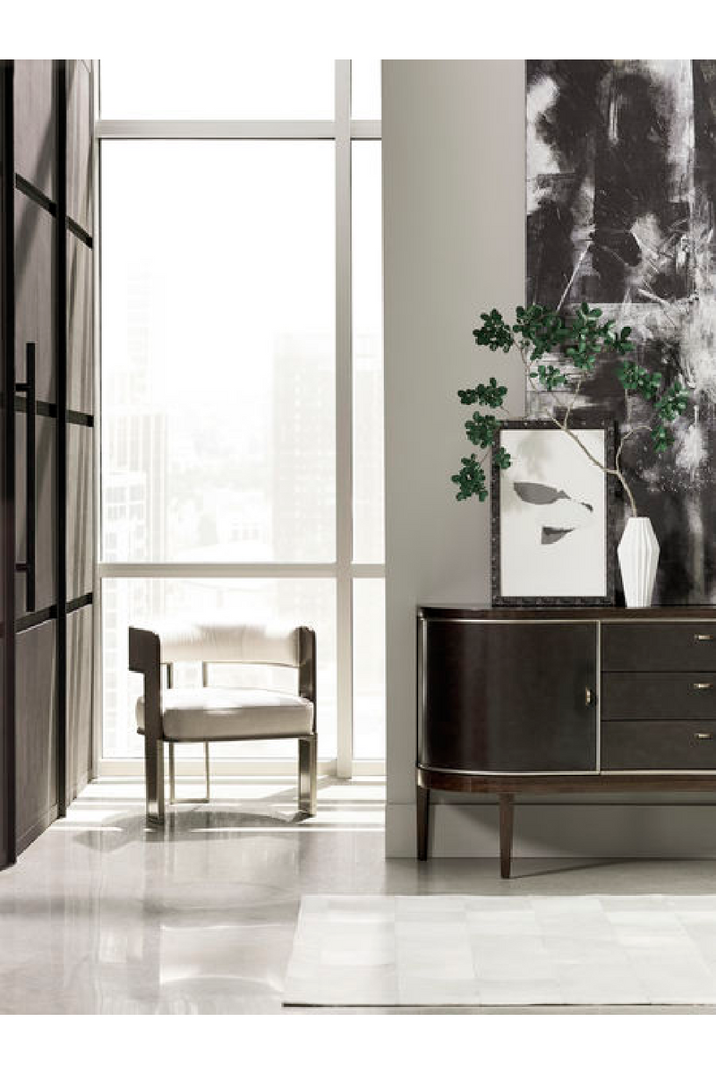 Fauteuil d’appoint moderne incurvé couleur crème | Caracole Streamliner | OROA.fr