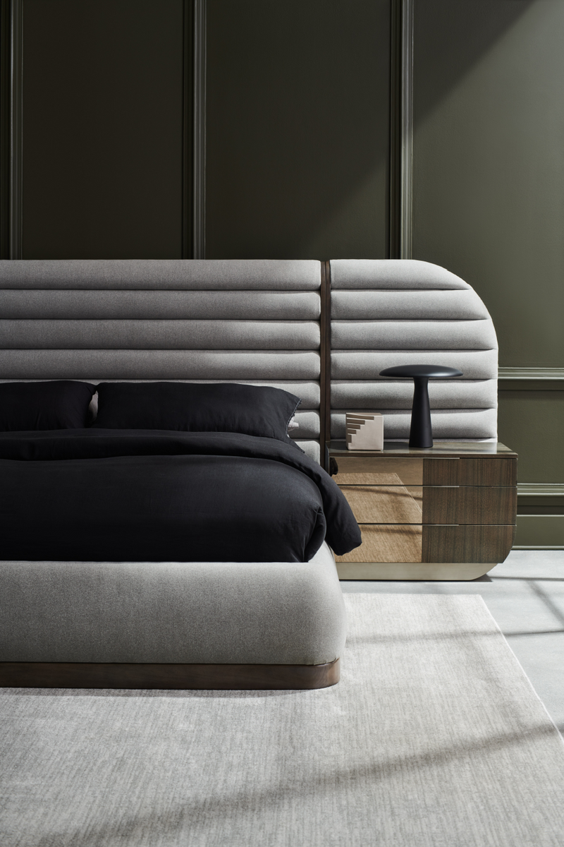Lit Panneau Gris à Cannelures | Caracole La Moda | OROA.fr