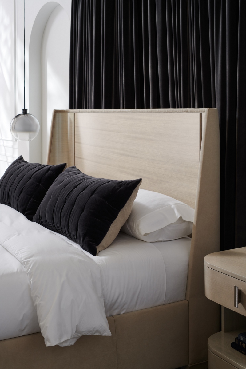 Lit Plateforme Queen en Suédine Beige | Caracole Da Vita | OROA.fr