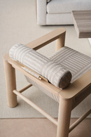 Fauteuil lounge à cadre en chêne | Caracole Unity | OROA.fr