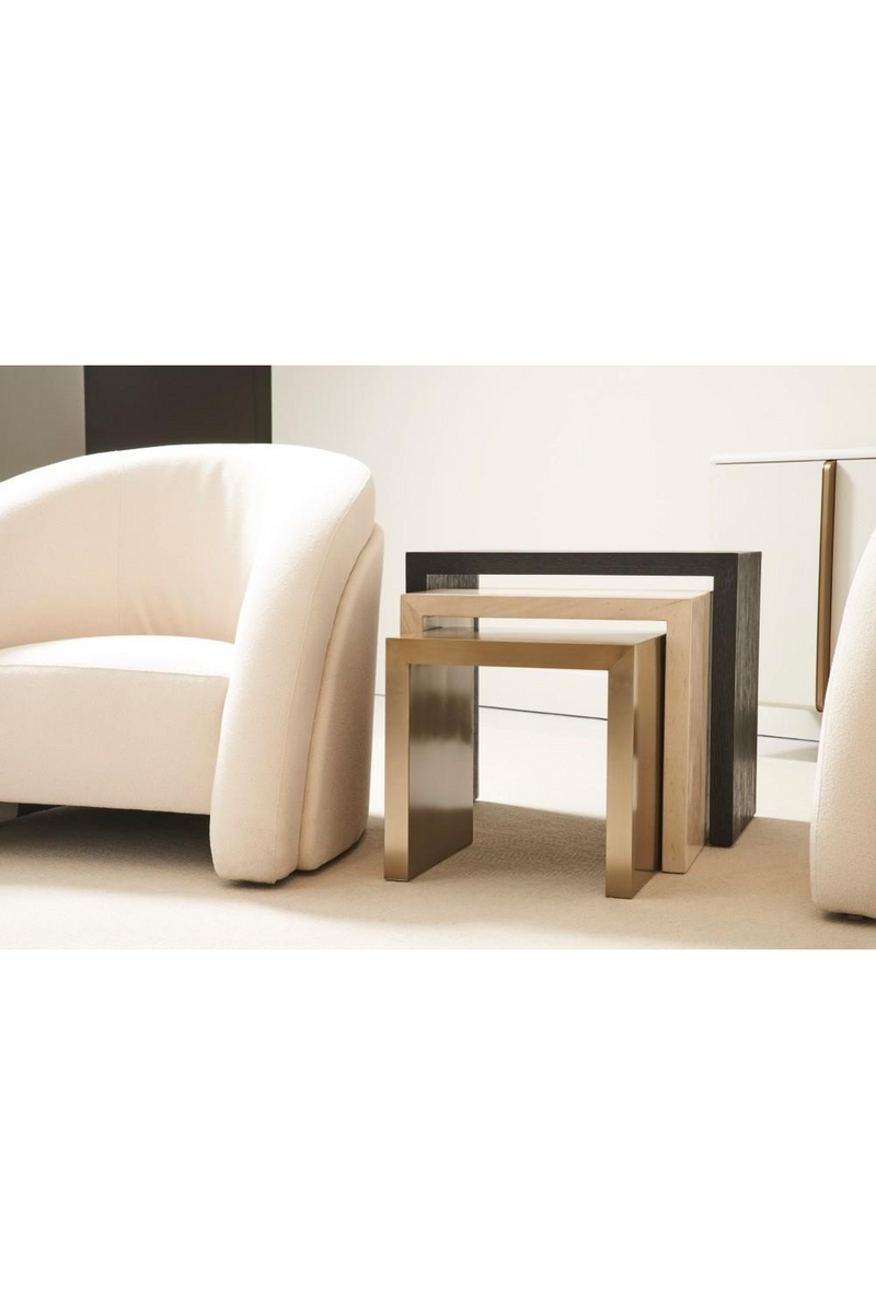 Table d'appoint gigogne en laiton, bois et travertin | Caracole Contrast | Meubleluxe.fr