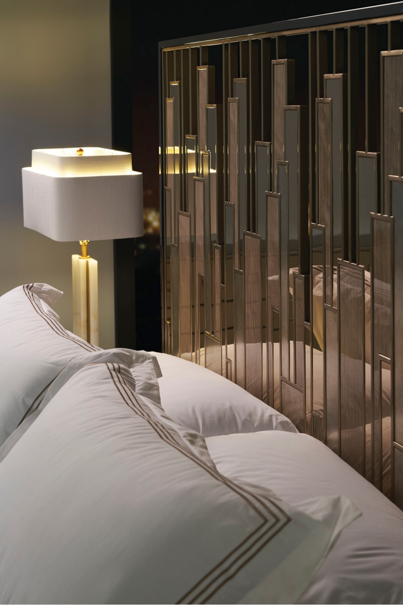 Lit king en métal architectural | Caracole Cityscape | OROA.fr
