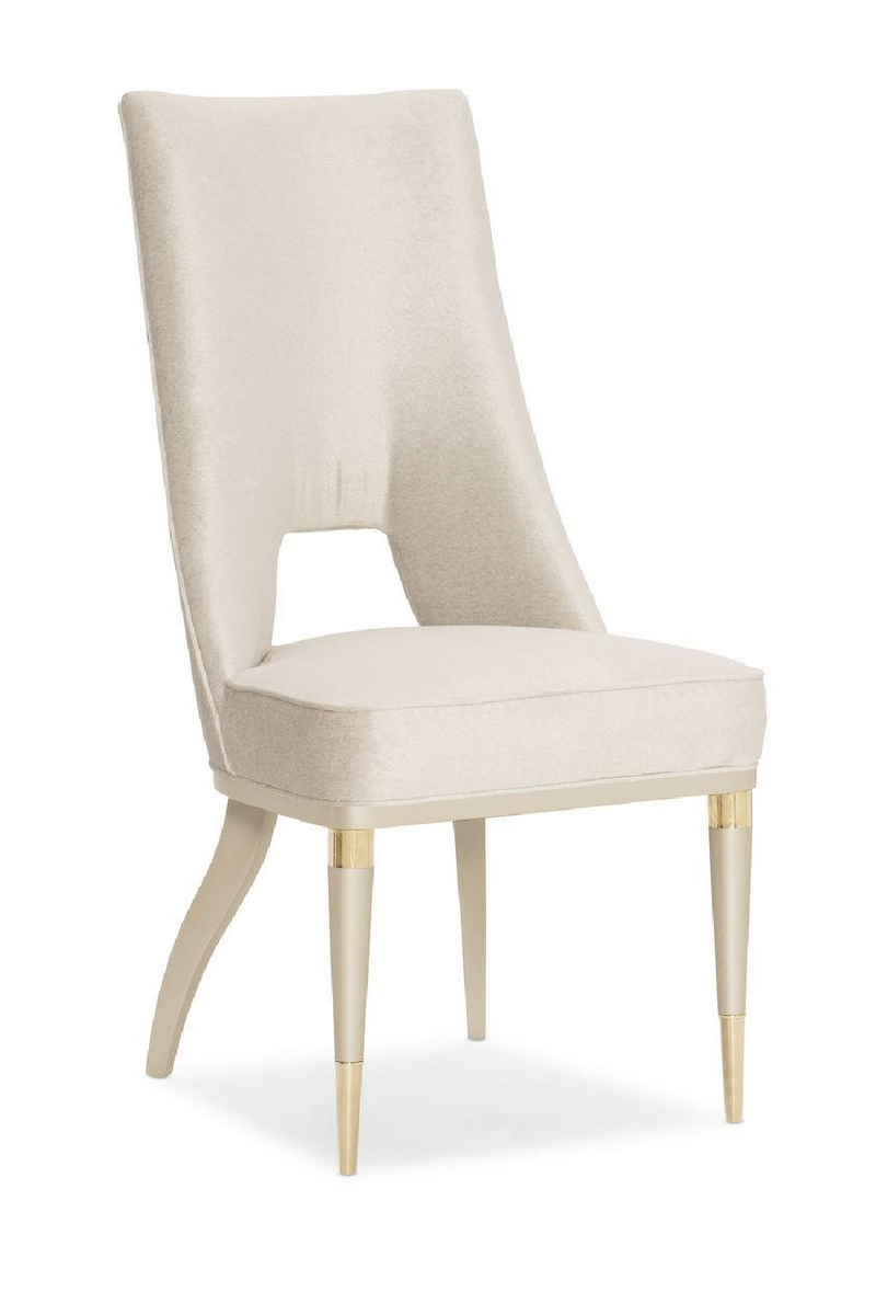 Chaise de salle à manger en tissu blanc écru | Caracole Honour | Meubleluxe.fr