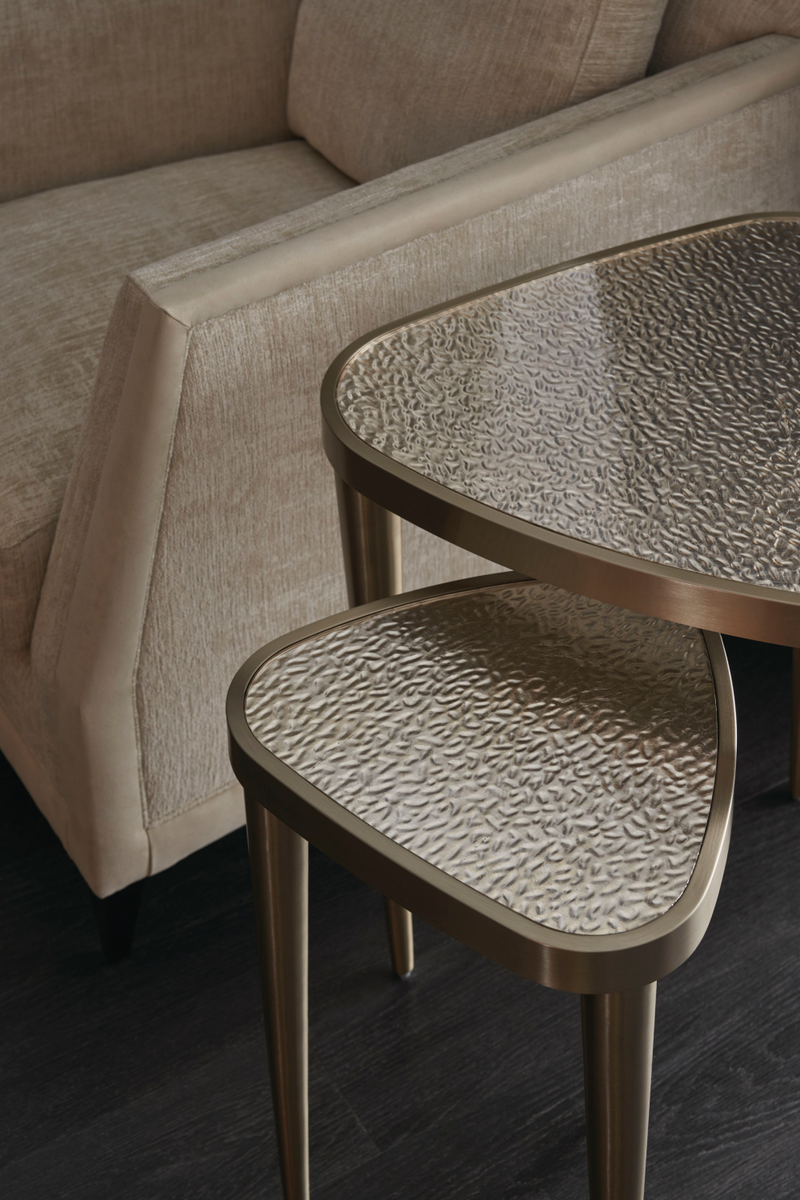 Fauteuil lounge en chenille beige | Caracole Limitless | OROA.fr