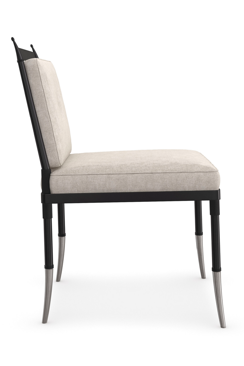 Chaise capitonnée en lin beige | Caracole Athena | OROA.fr
