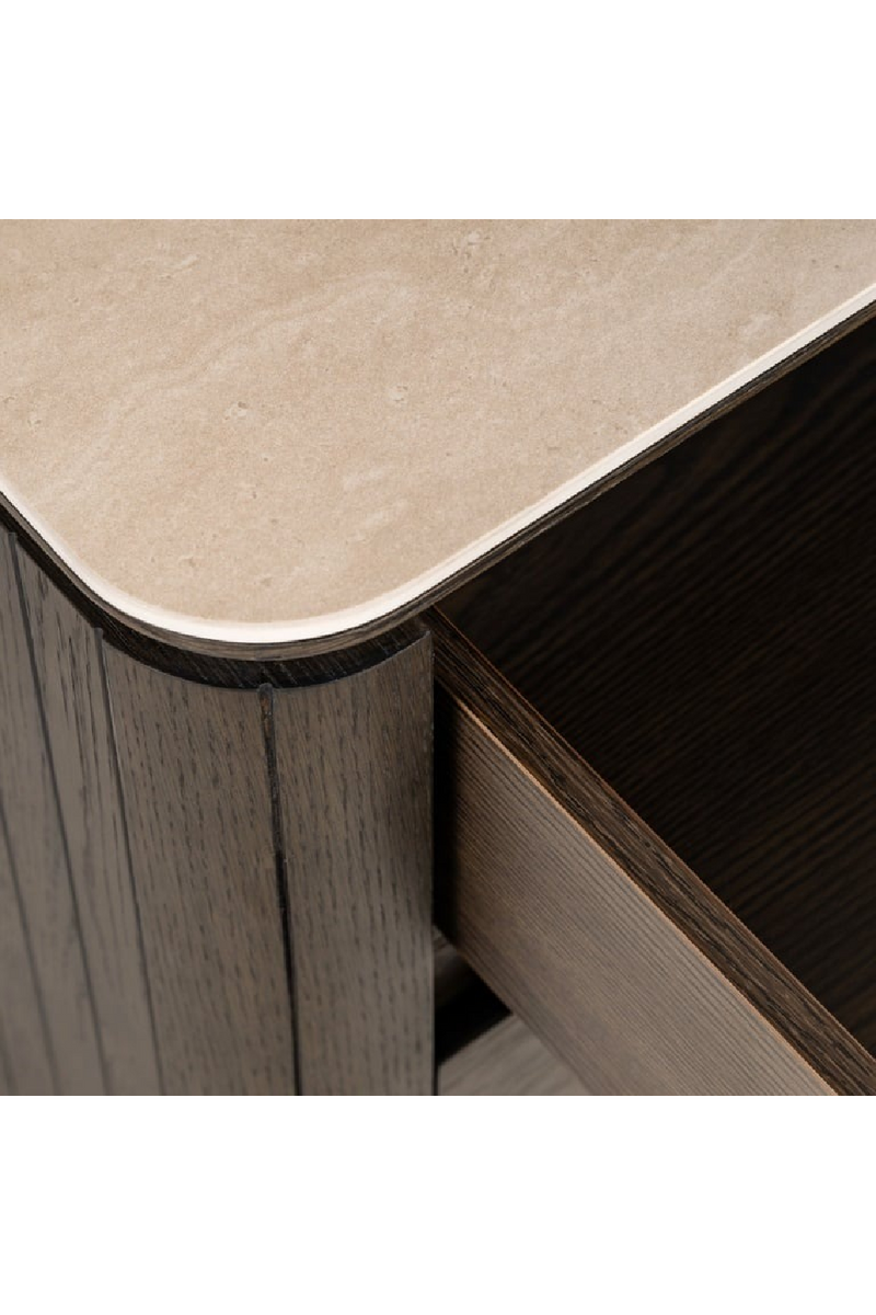 Table de chevet en chêne brun à 3 tiroirs | Richmond Interiors Ritz | OROA.fr