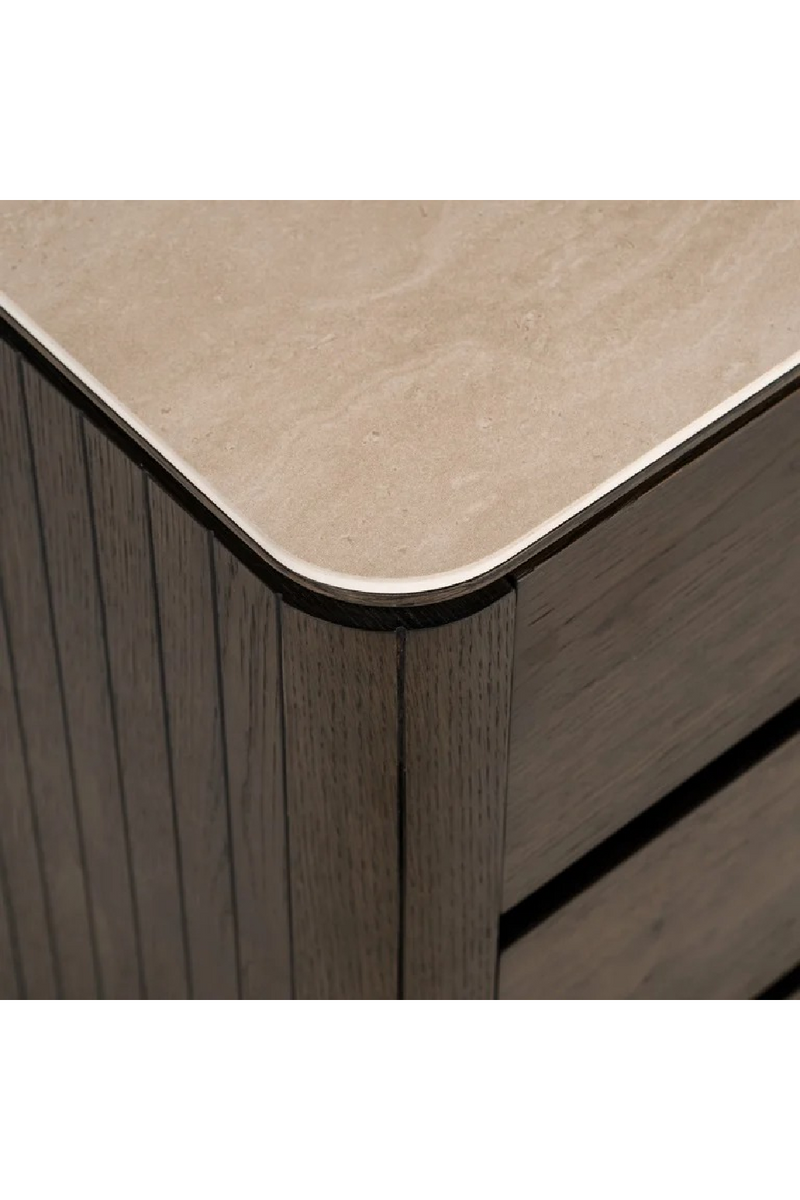 Table de chevet en chêne brun à 3 tiroirs | Richmond Interiors Ritz | OROA.fr