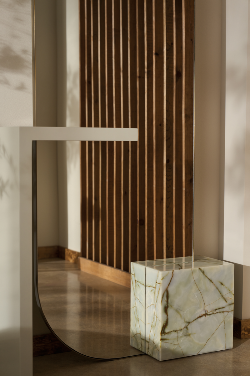 Miroir Sur Pied Métallisé Bronze | Caracole Monaco | OROA.fr