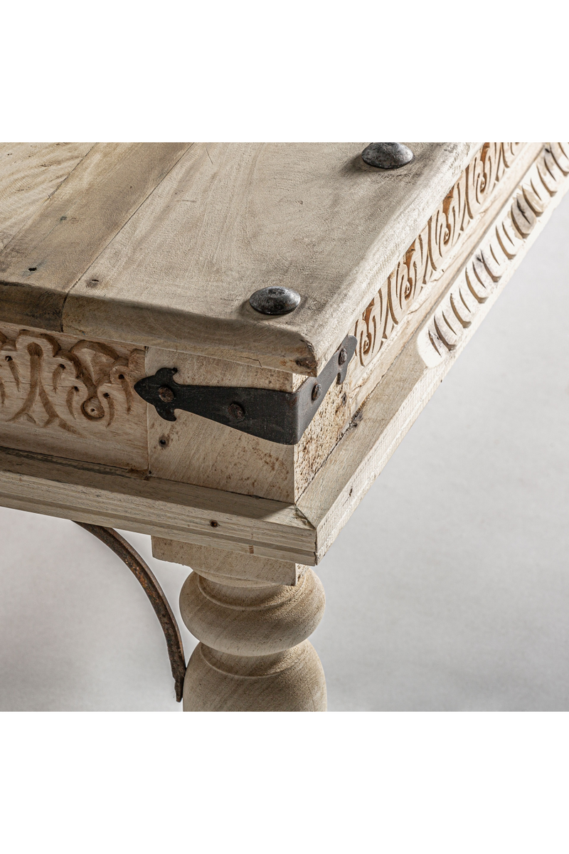 Table basse orientale sculptée | Vical Home Vouxell | OROA.fr