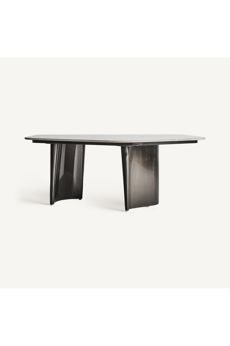 Table basse asymétrique en marbre gris | Vical Home Kalvatn | OROA.fr