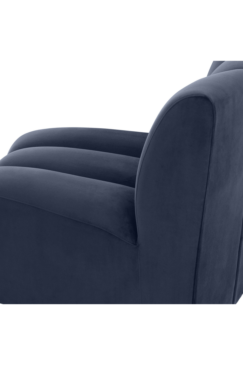 Fauteuil bleu incurvé | Eichholtz Lando | Meubleluxe.fr