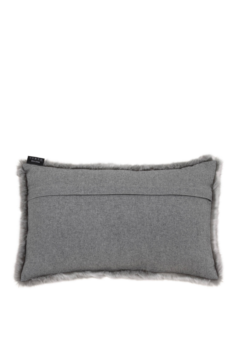 Coussin en fourrure grise  | Eichholtz Alaska | Meubleluxe.fr