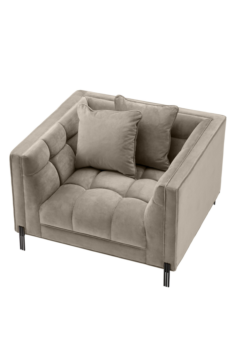 Fauteuil matelassé beige en velours | Eichholtz Sienna | Meubleluxe.fr