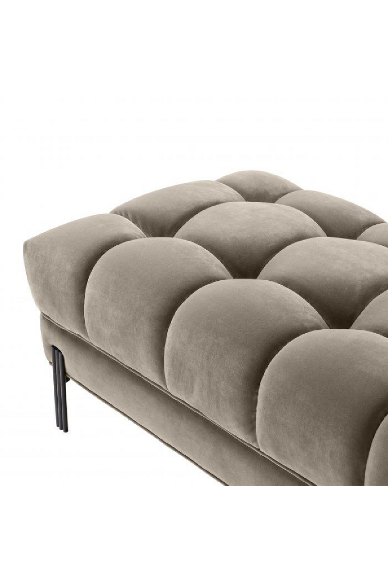 Banc matelassé en velours beige | Eichholtz Sienna | Meubleluxe.fr