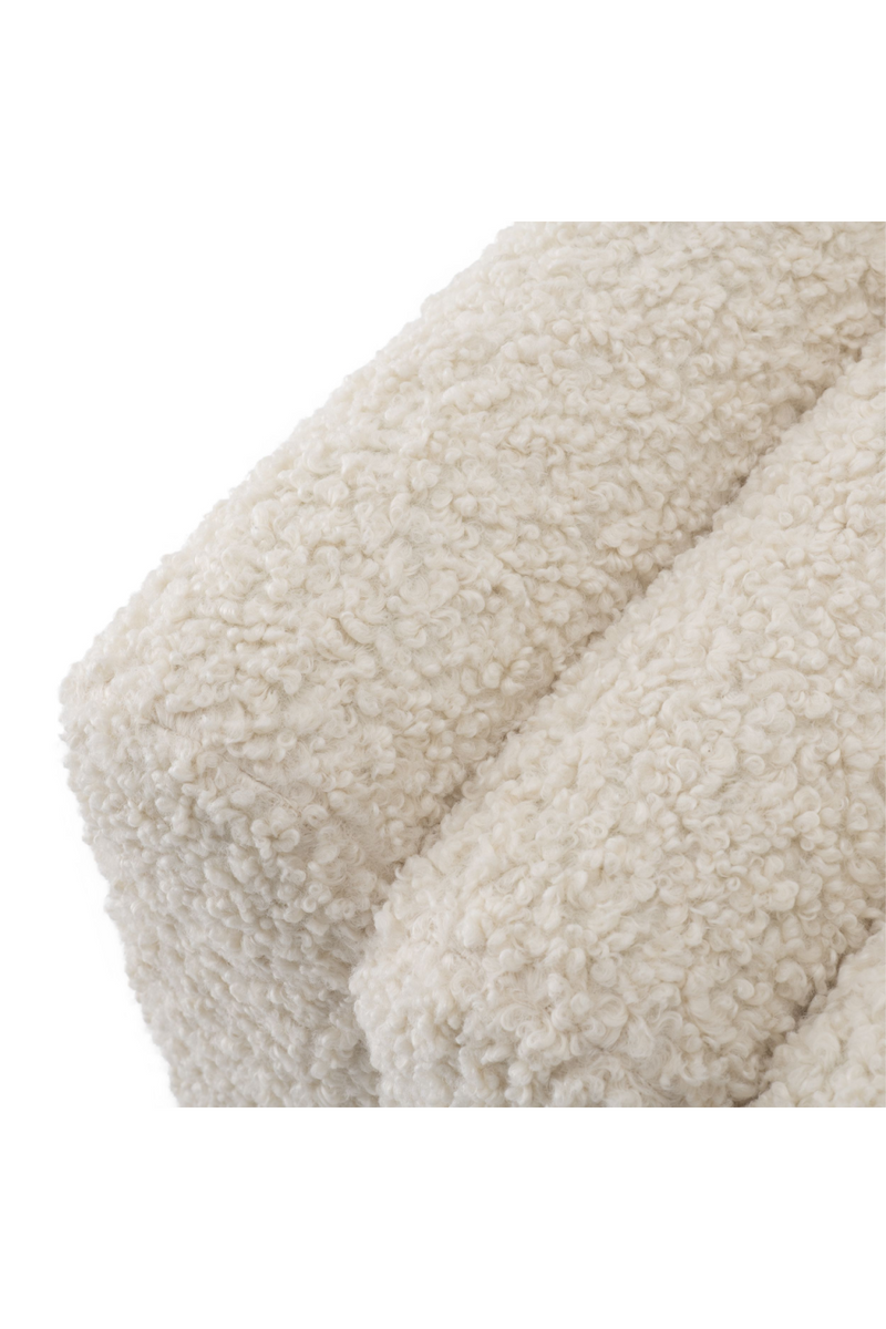 Pouf bouclé crème | Eichholtz Bente | Meubleluxe.fr