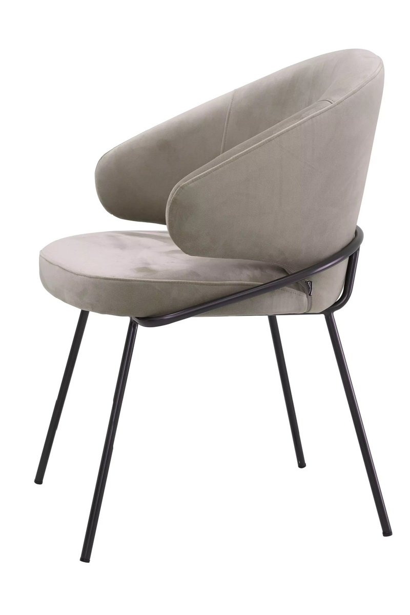 Chaise de salle à manger en velours taupe | Eichholtz Kinley | Meubleluxe.fr 