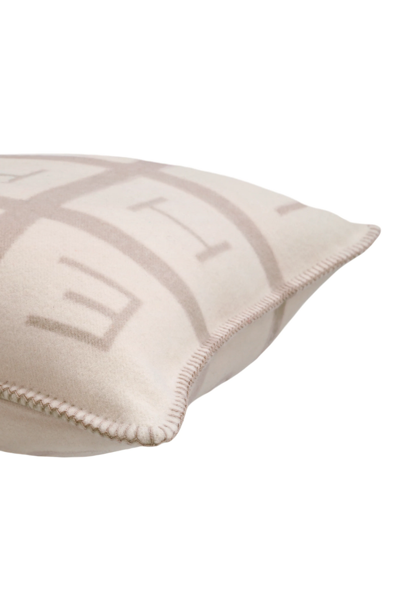 Coussin décoratif taupe en laine | Eichholtz Zera S | Meubleluxe.fr